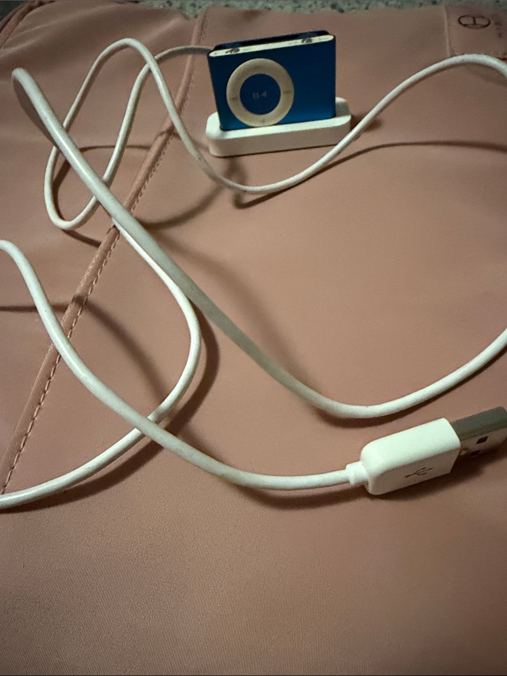 Apple IPod shuffle 2 gen 2 gb